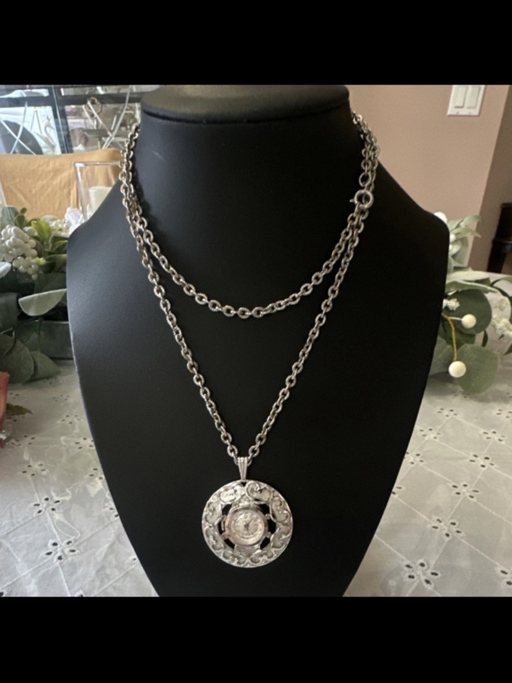 Vintage  Mechanical Wind Up Necklace Pendant Watch - Working